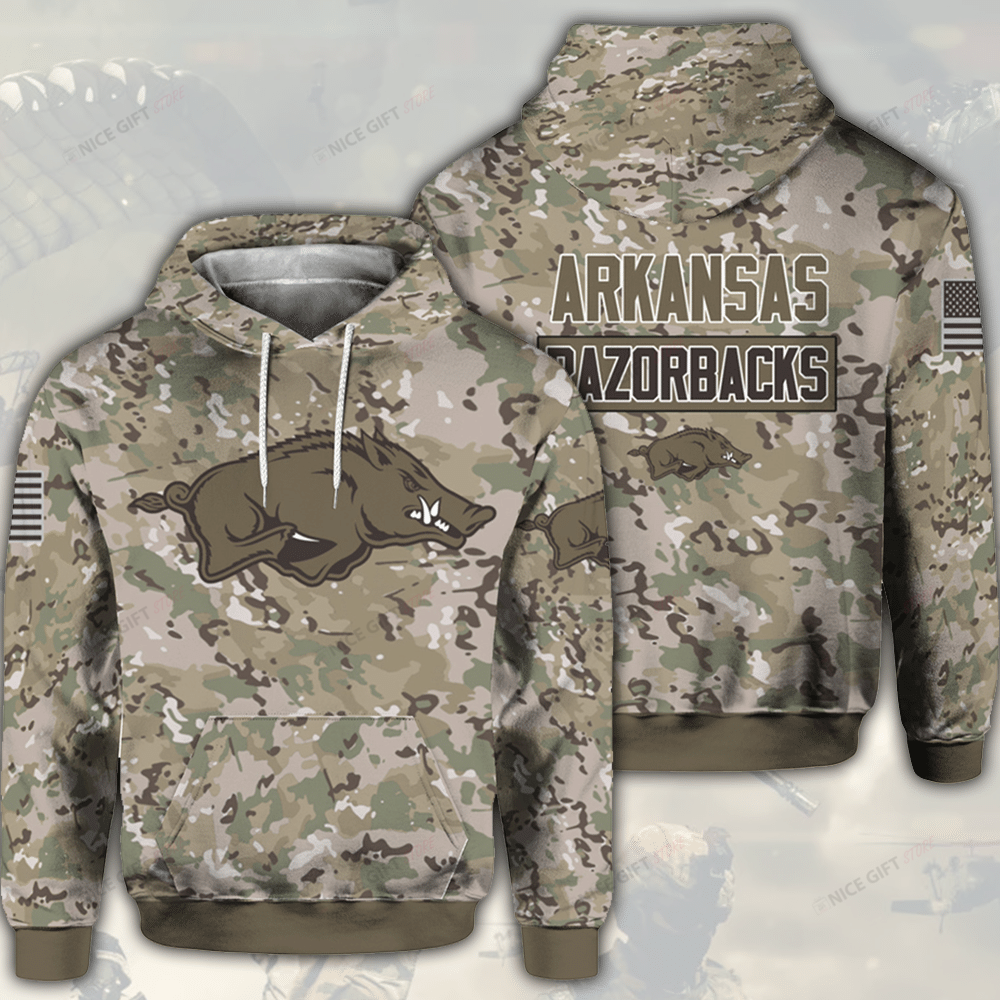 Arkansas Razorbacks Camouflage Hoodie - Famjoys Arkansas Razorbacks Camouflage Hoodie - Famjoys