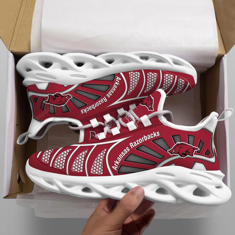 Arkansas Razorbacks Max Soul Clunky, Black And White Running Shoes - Famjoys Arkansas Razorbacks Max Soul Clunky, Black And White Running Shoes - Famjoys