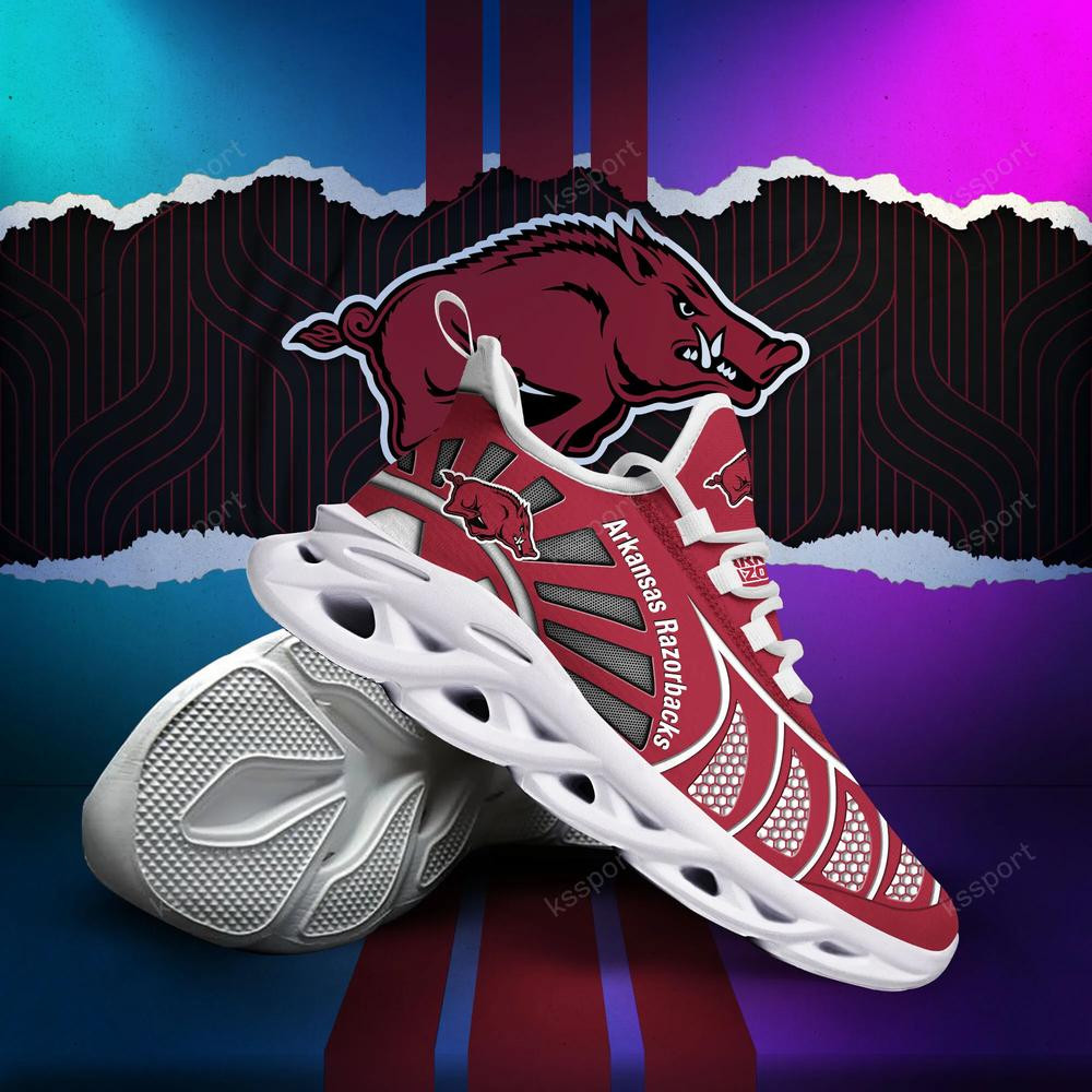 Arkansas Razorbacks Max Soul Clunky, Black And White Running Shoes - Famjoys Arkansas Razorbacks Max Soul Clunky, Black And White Running Shoes - Famjoys