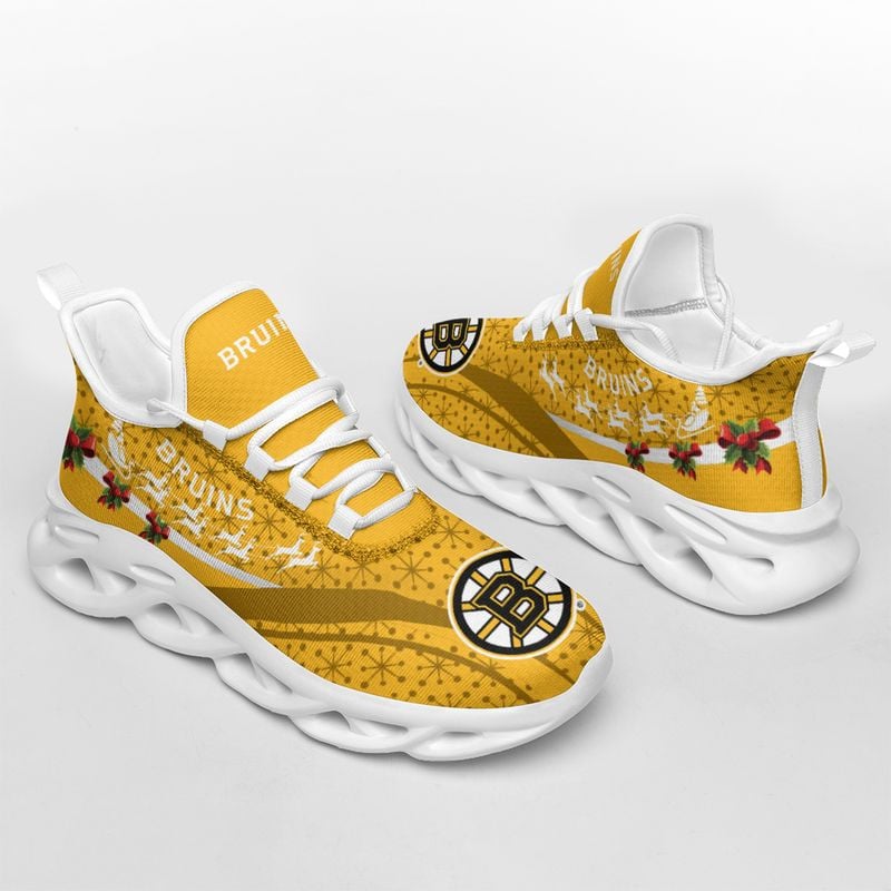 Boston Bruins Christmas Pattern Max Soul Shoes NLA031364 - Famjoys Boston Bruins Christmas Pattern Max Soul Shoes NLA031364 - Famjoys
