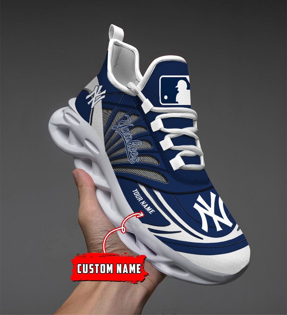 Custom Name New York Yankees PERSONALIZED MAX SOUL SHOES DS005 - Famjoys Custom Name New York Yankees PERSONALIZED MAX SOUL SHOES DS005 - Famjoys