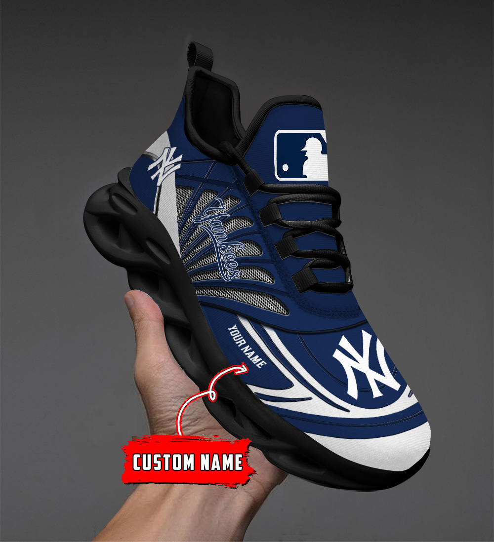 Custom Name New York Yankees PERSONALIZED MAX SOUL SHOES DS005 - Famjoys Custom Name New York Yankees PERSONALIZED MAX SOUL SHOES DS005 - Famjoys