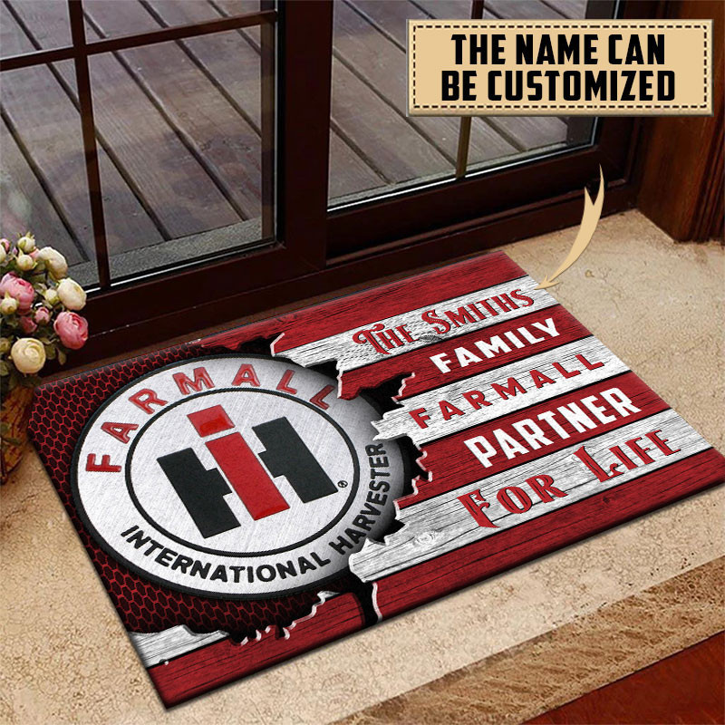 Farmall Doormat Custom Name, Multicolor - Famjoys Farmall Doormat Custom Name, Multicolor - Famjoys