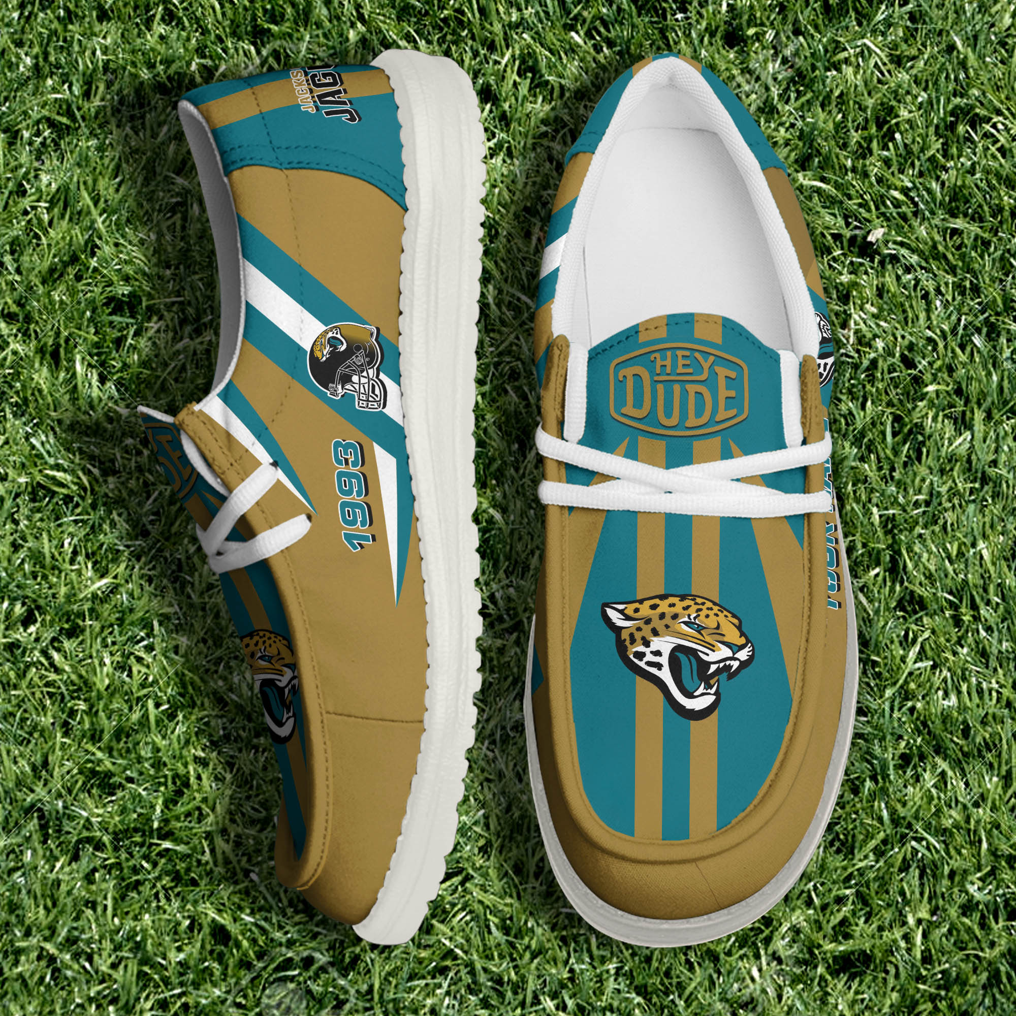 Jacksonville Jaguars Team White Canvas Loafer Shoes Personalized Your Name - Famjoys Jacksonville Jaguars Team White Canvas Loafer Shoes Personalized Your Name - Famjoys