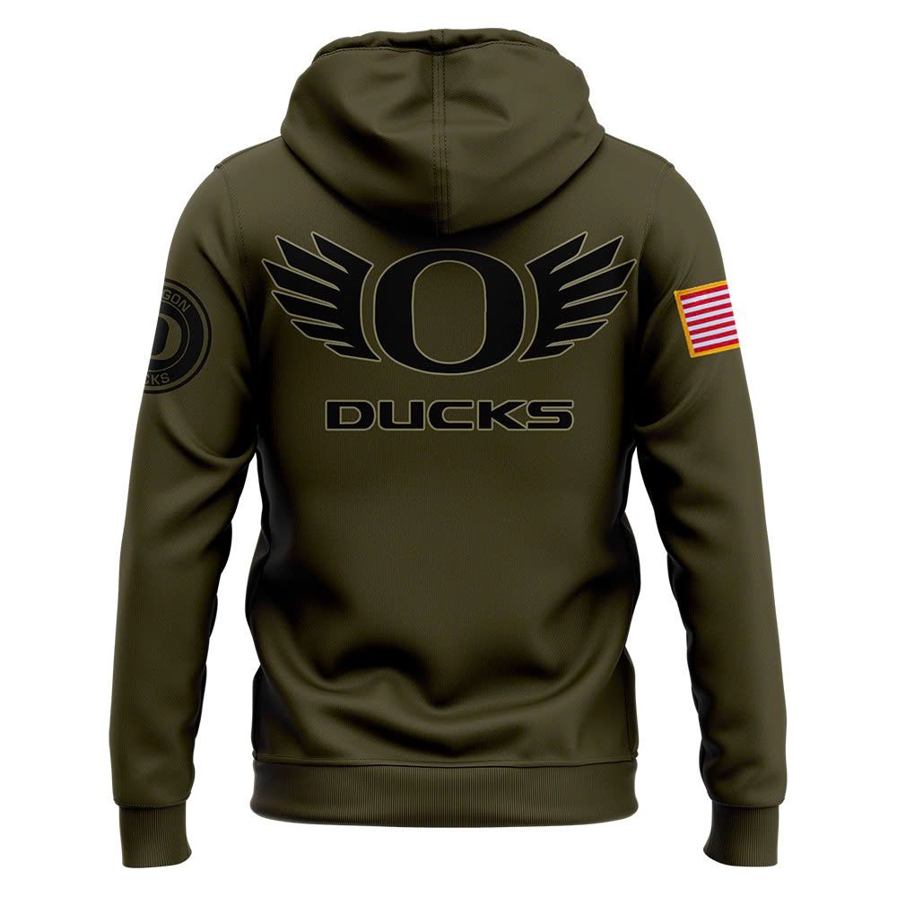 Men's Oregon Ducks Football Camo 2024 Salute to Service Club Fleece Pullover Hoodie - Famjoys Men's Oregon Ducks Football Camo 2024 Salute to Service Club Fleece Pullover Hoodie - Famjoys