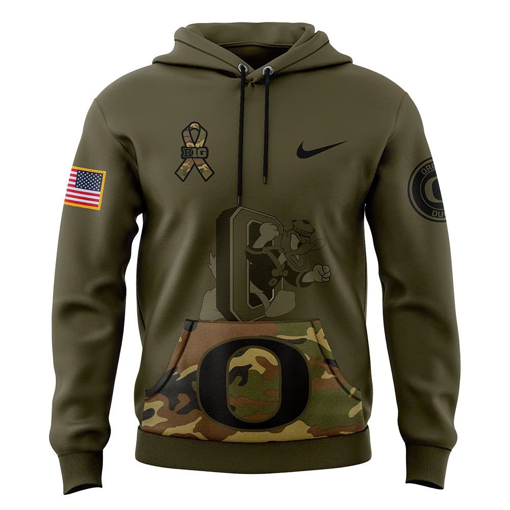 Men's Oregon Ducks Football Camo 2024 Salute to Service Club Fleece Pullover Hoodie - Famjoys Men's Oregon Ducks Football Camo 2024 Salute to Service Club Fleece Pullover Hoodie - Famjoys