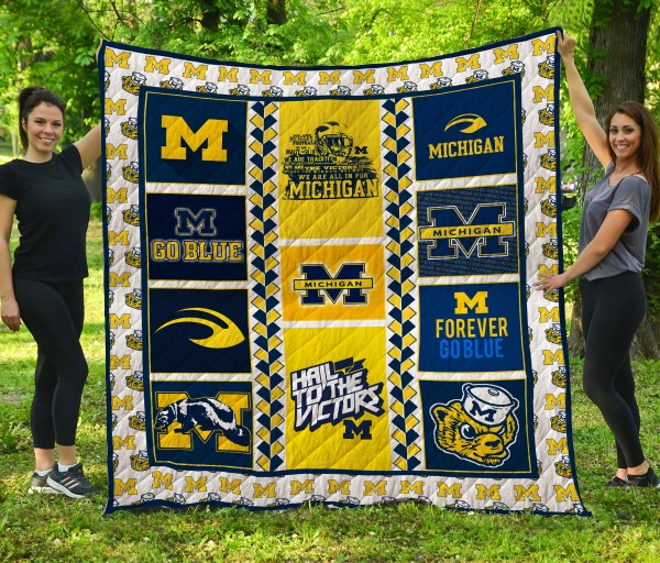 Michigan Wolverines Football Quilt Blanket Fan Made - Famjoys Michigan Wolverines Football Quilt Blanket Fan Made - Famjoys