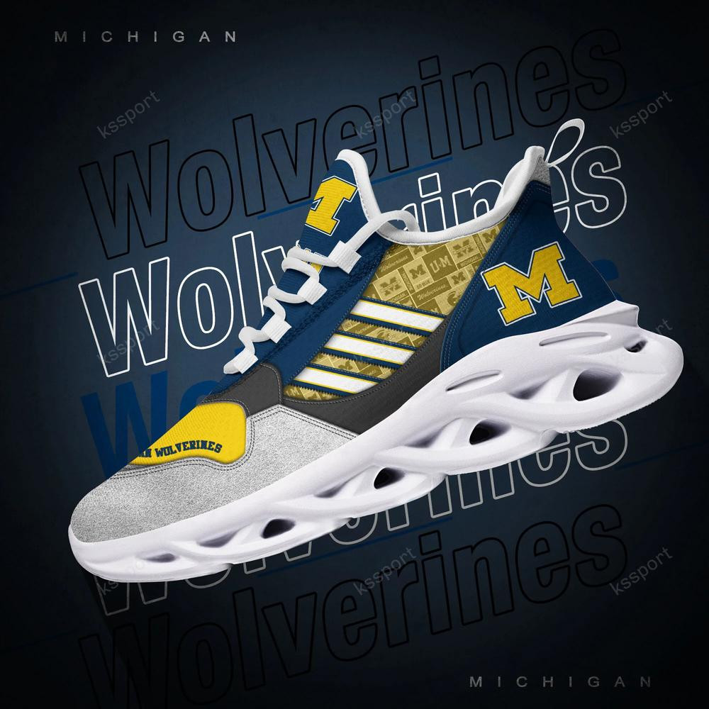 Michigan Wolverines Max Soul Clunky, Running Sneakers - Famjoys Michigan Wolverines Max Soul Clunky, Running Sneakers - Famjoys