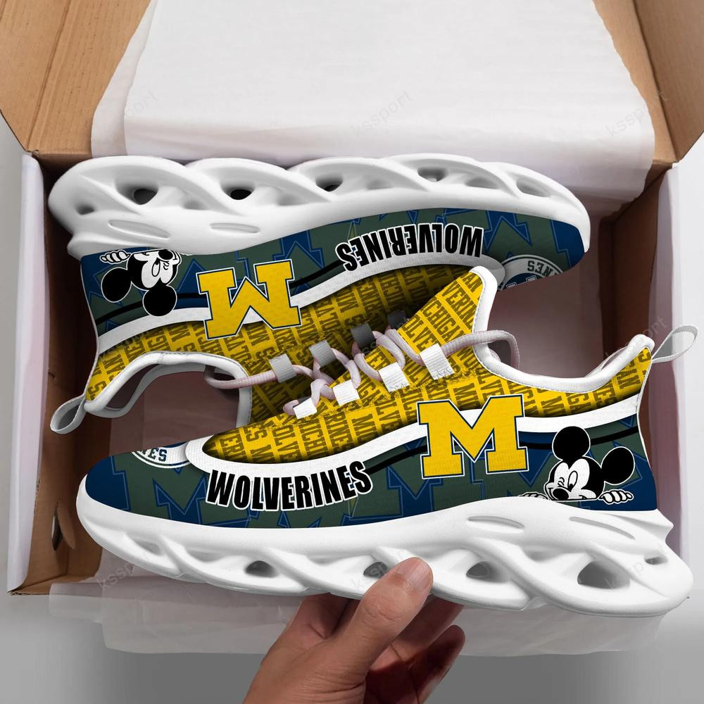 Michigan Wolverines Max Soul Clunky Sneakers - Famjoys Michigan Wolverines Max Soul Clunky Sneakers - Famjoys