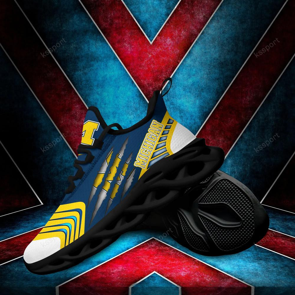 Michigan Wolverines Max Soul Sneakers Chunky - Famjoys Michigan Wolverines Max Soul Sneakers Chunky - Famjoys