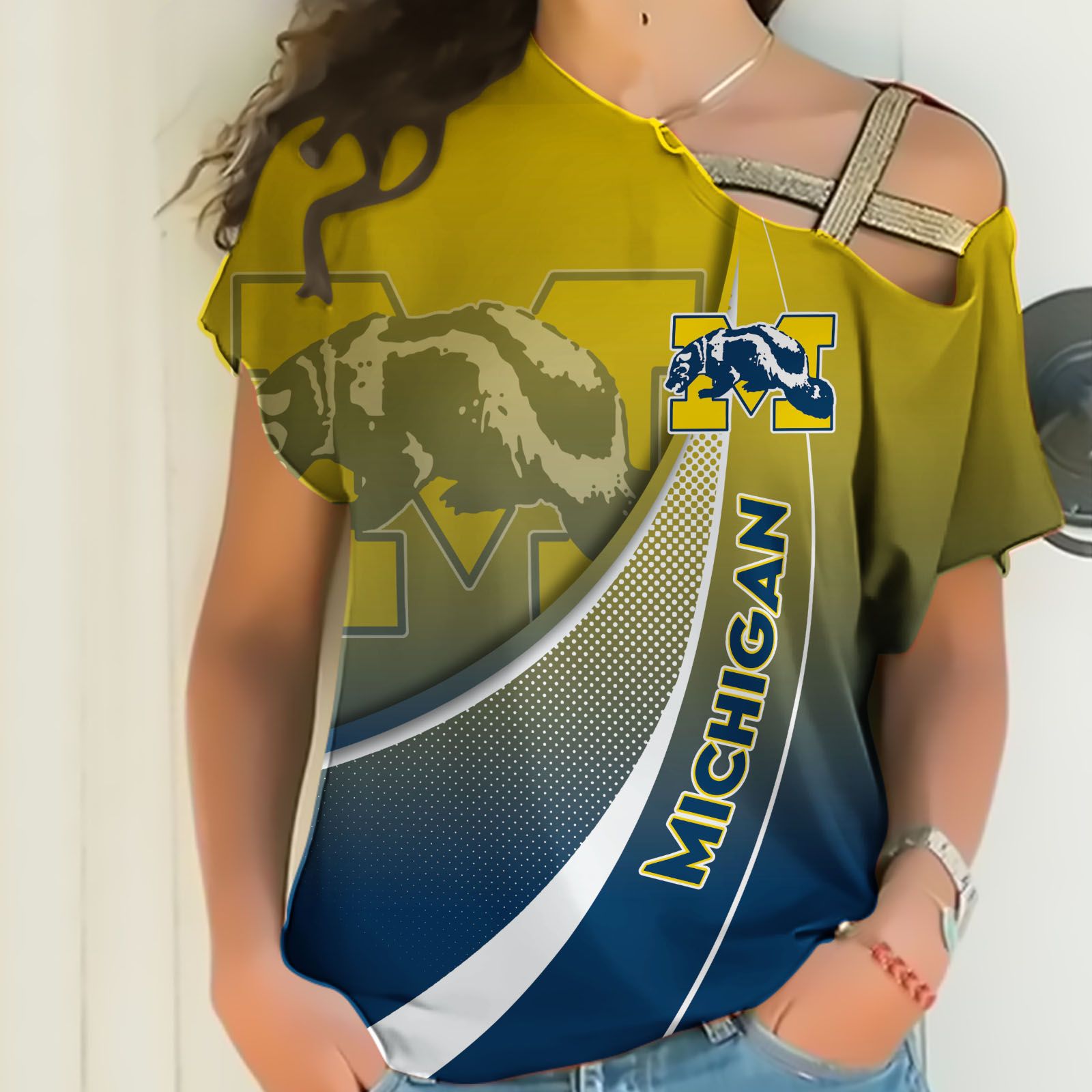 MICHIGAN WOLVERINES Printing T-Shirt, Polo, Hoodie, Zip, Bomber 7405 - Famjoys MICHIGAN WOLVERINES Printing T-Shirt, Polo, Hoodie, Zip, Bomber 7405 - Famjoys