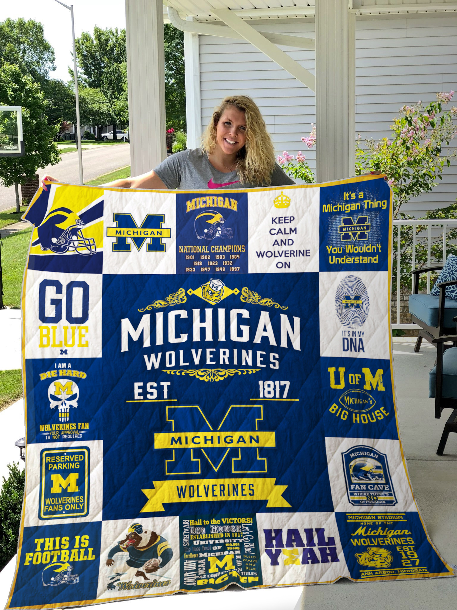 Michigan Wolverines Quilt Blanket 01 - Famjoys Michigan Wolverines Quilt Blanket 01 - Famjoys