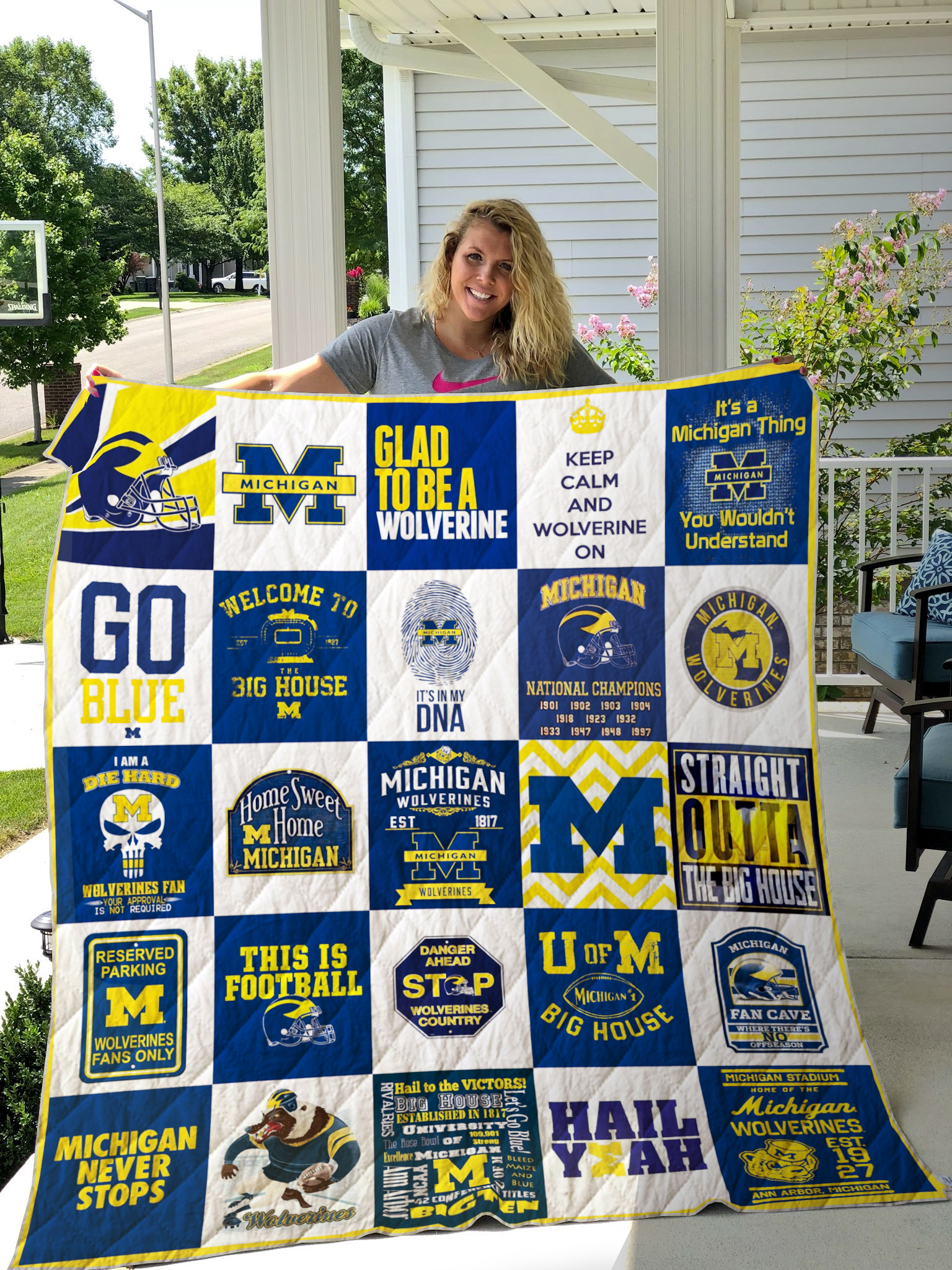 Michigan Wolverines Quilt Blanket 02 - Famjoys Michigan Wolverines Quilt Blanket 02 - Famjoys