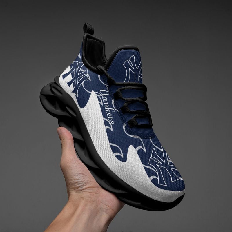 New York Yankees Max Soul Shoes NLA066551 - Famjoys New York Yankees Max Soul Shoes NLA066551 - Famjoys