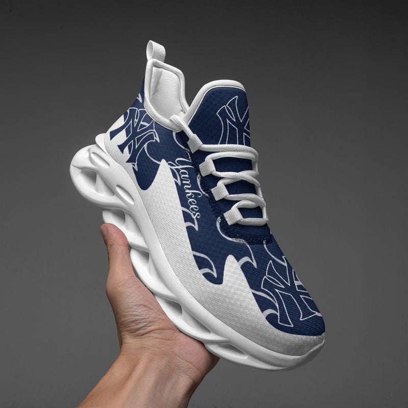 New York Yankees Max Soul Shoes NLA066551 - Famjoys New York Yankees Max Soul Shoes NLA066551 - Famjoys