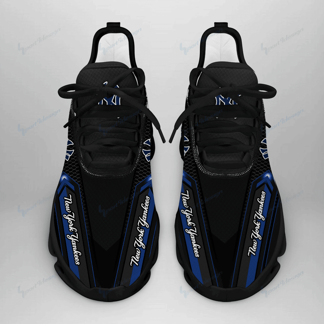 New York Yankees Personalized Max Soul YZ Running Sneakers 62 - Famjoys New York Yankees Personalized Max Soul YZ Running Sneakers 62 - Famjoys