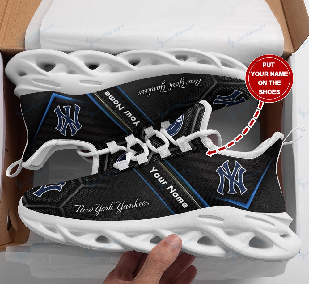 New York Yankees Personalized Running Sneakers 268 - Famjoys New York Yankees Personalized Running Sneakers 268 - Famjoys