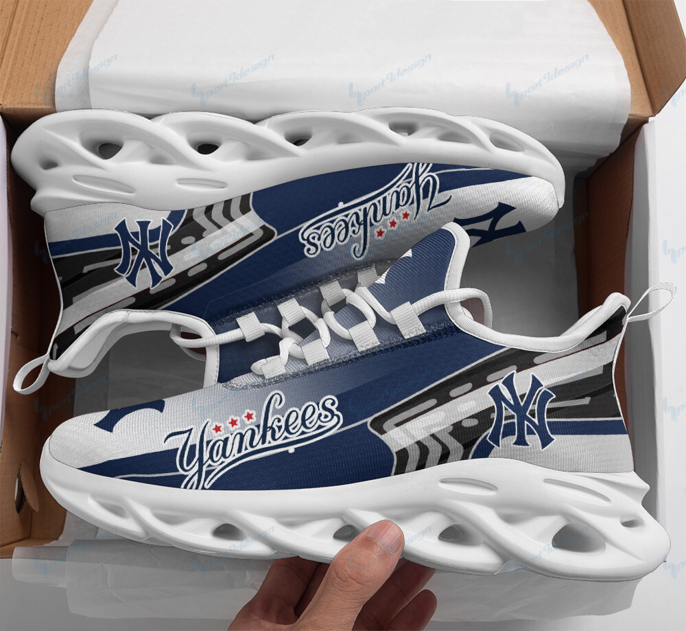 New York Yankees Running Sneakers Bb81 - Famjoys New York Yankees Running Sneakers Bb81 - Famjoys