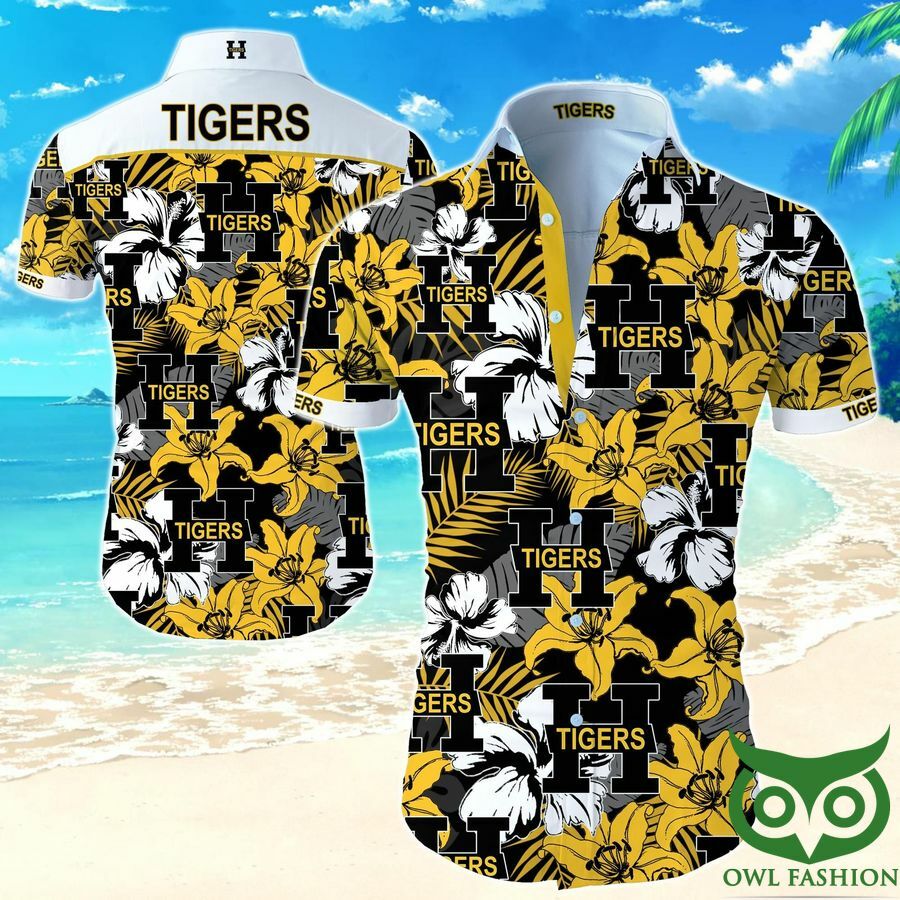 Nhl Hamilton Tigers Black And Yellow Flowers Hawaiian Shirt - Famjoys Nhl Hamilton Tigers Black And Yellow Flowers Hawaiian Shirt - Famjoys