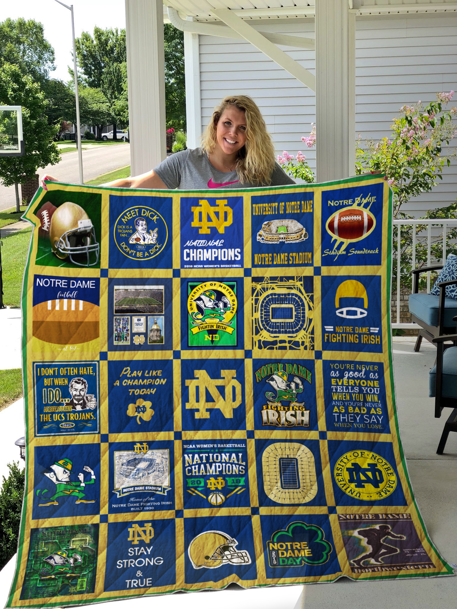 Notre Dame Fighting Irish Ver1 Quilt Blanket - Famjoys Notre Dame Fighting Irish Ver1 Quilt Blanket - Famjoys