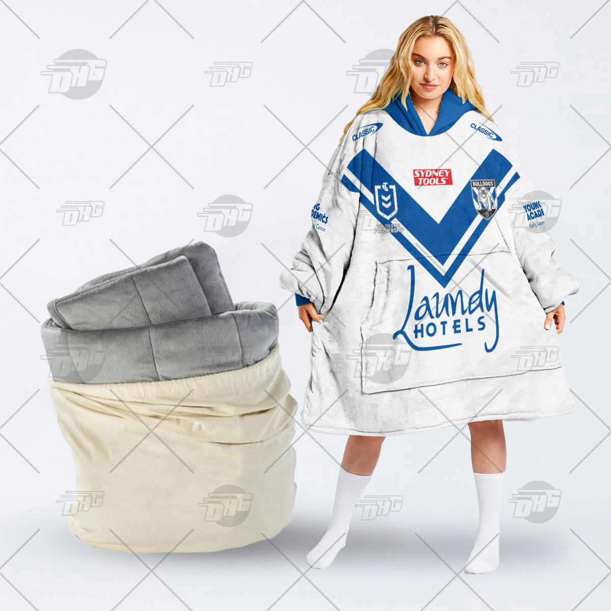 Personalised NRL Canterbury Bulldogs Oodie 2023 Home - Famjoys Personalised NRL Canterbury Bulldogs Oodie 2023 Home - Famjoys
