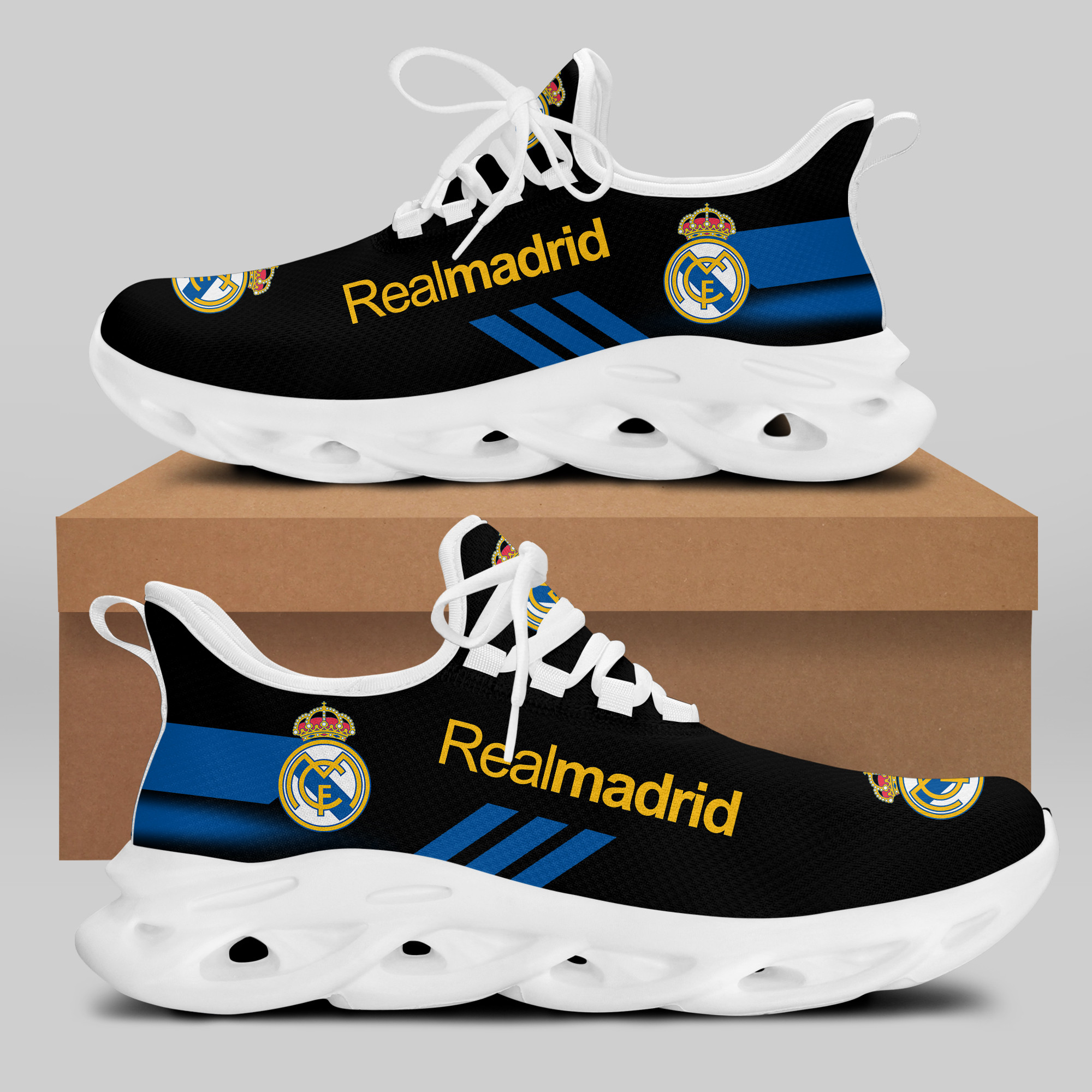 Real Madrid Sneakers Running Shoes Ver 16 - Famjoys Real Madrid Sneakers Running Shoes Ver 16 - Famjoys