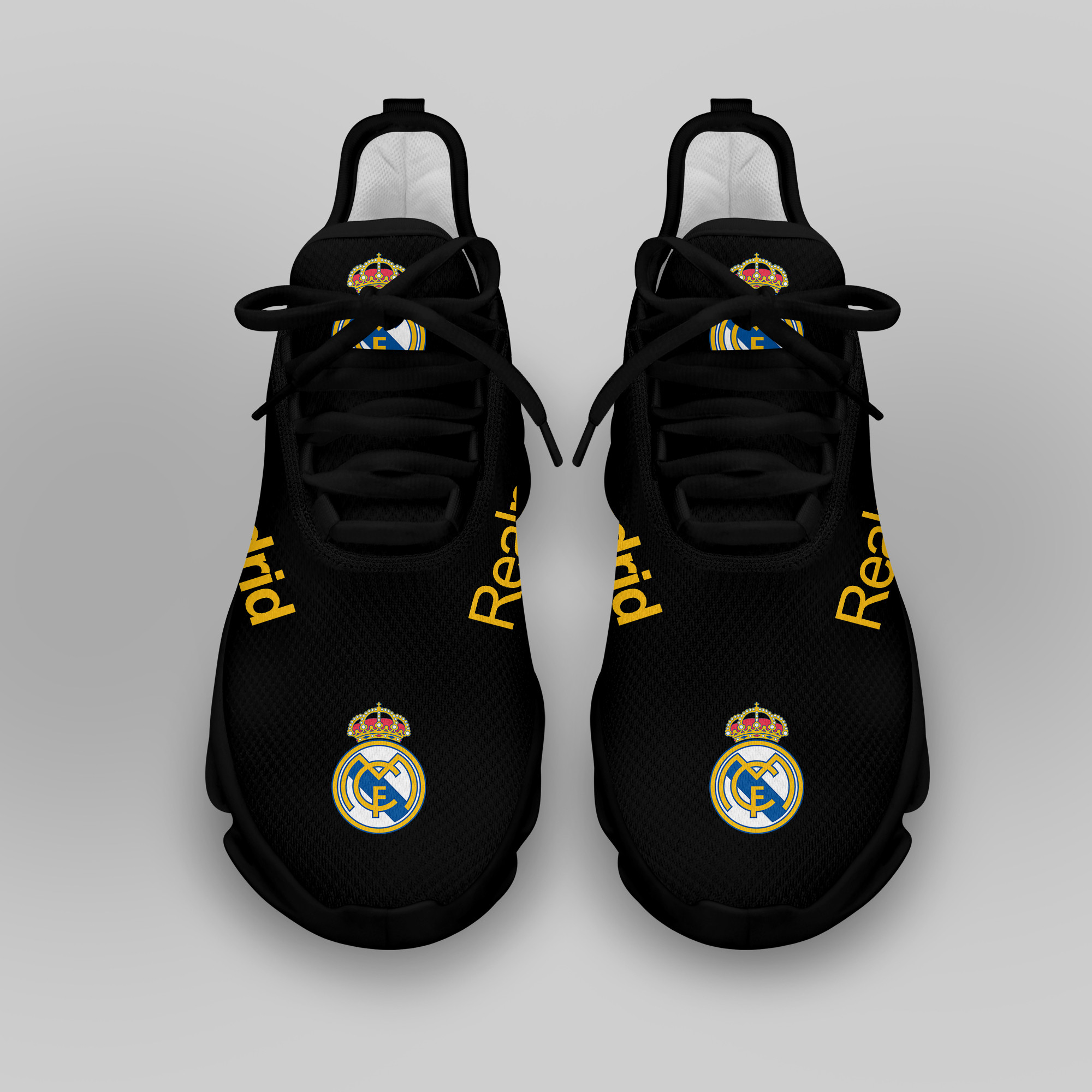 Real Madrid Sneakers Running Shoes Ver 16 - Famjoys Real Madrid Sneakers Running Shoes Ver 16 - Famjoys