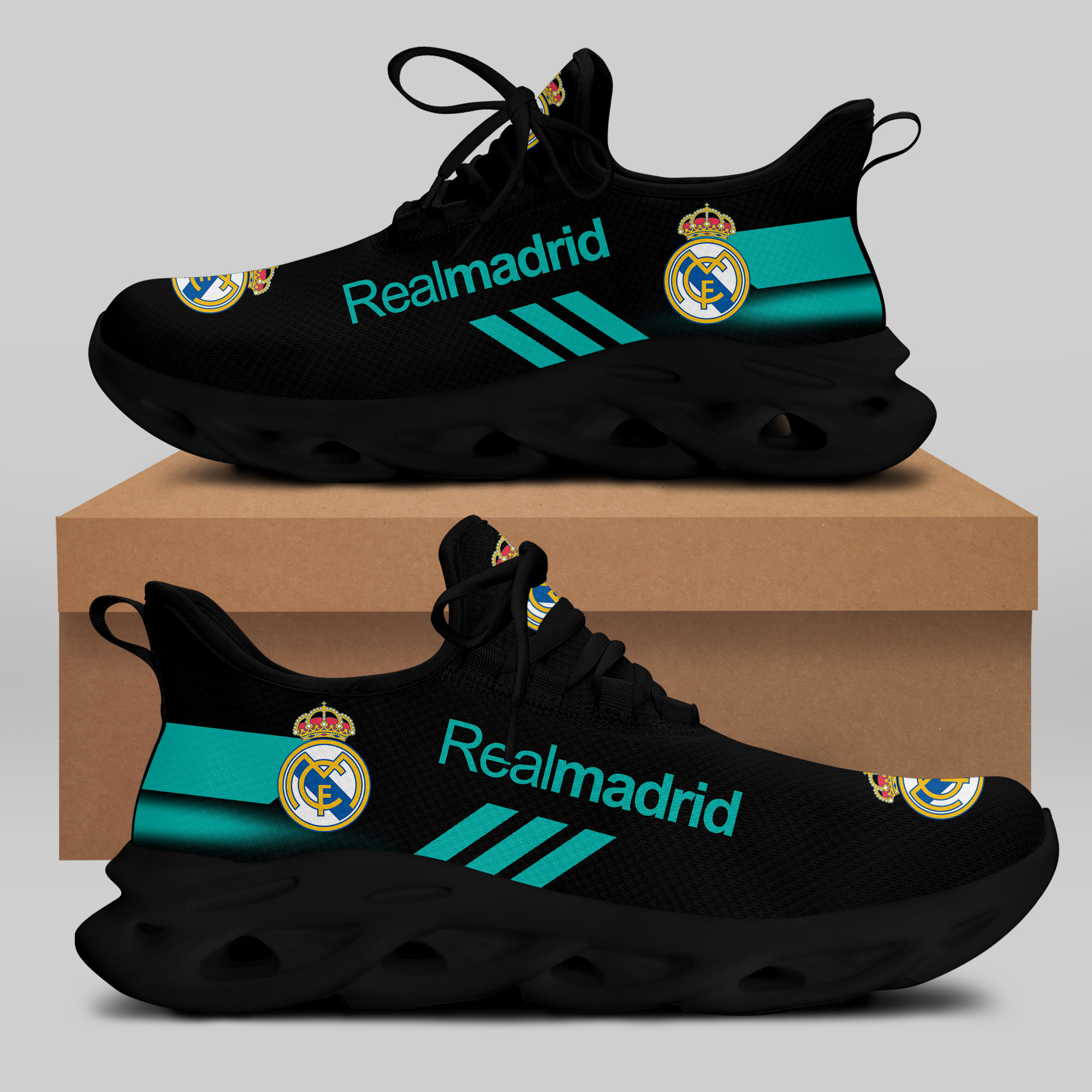 Real Madrid Sneakers Running Shoes Ver 18 - Famjoys Real Madrid Sneakers Running Shoes Ver 18 - Famjoys
