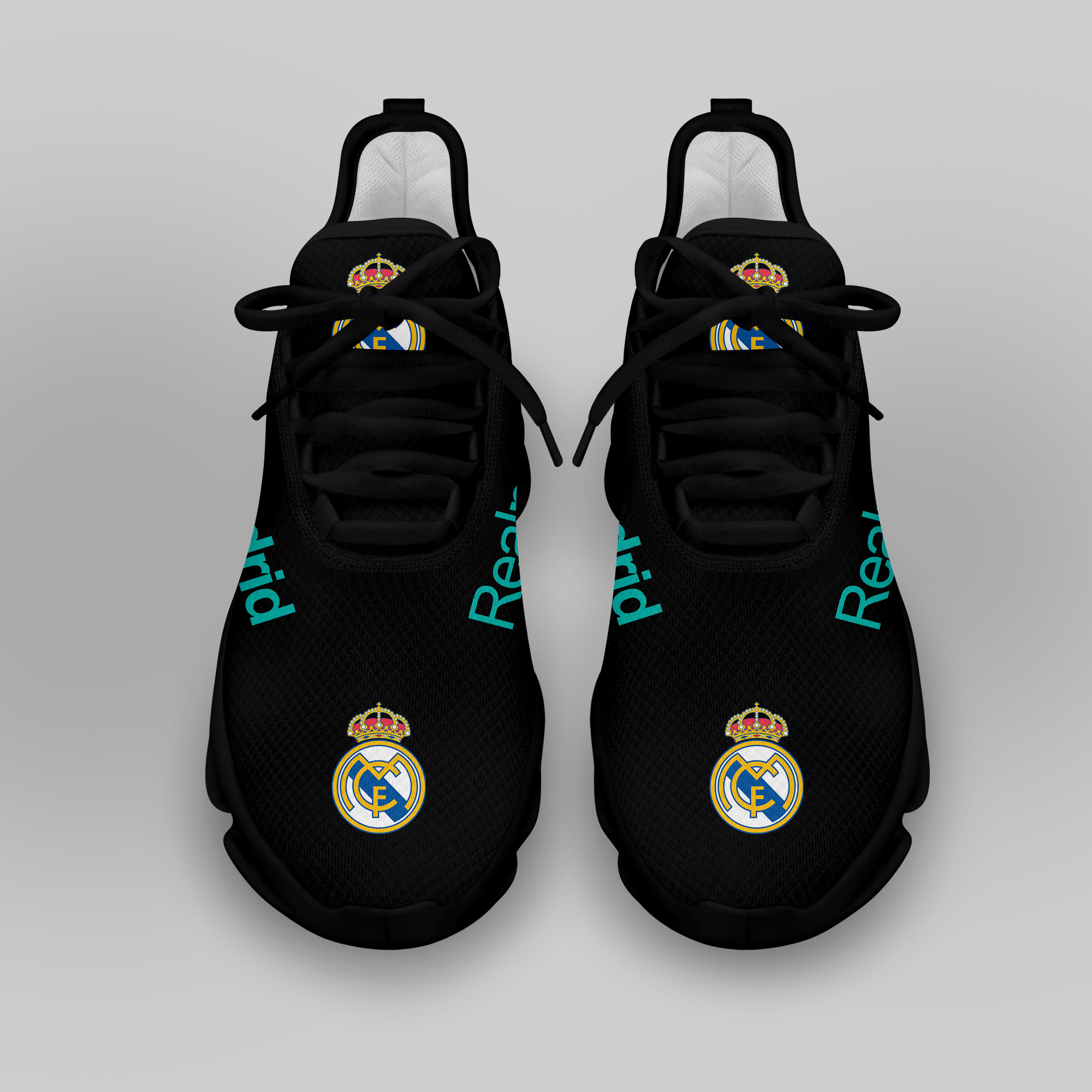 Real Madrid Sneakers Running Shoes Ver 18 - Famjoys Real Madrid Sneakers Running Shoes Ver 18 - Famjoys