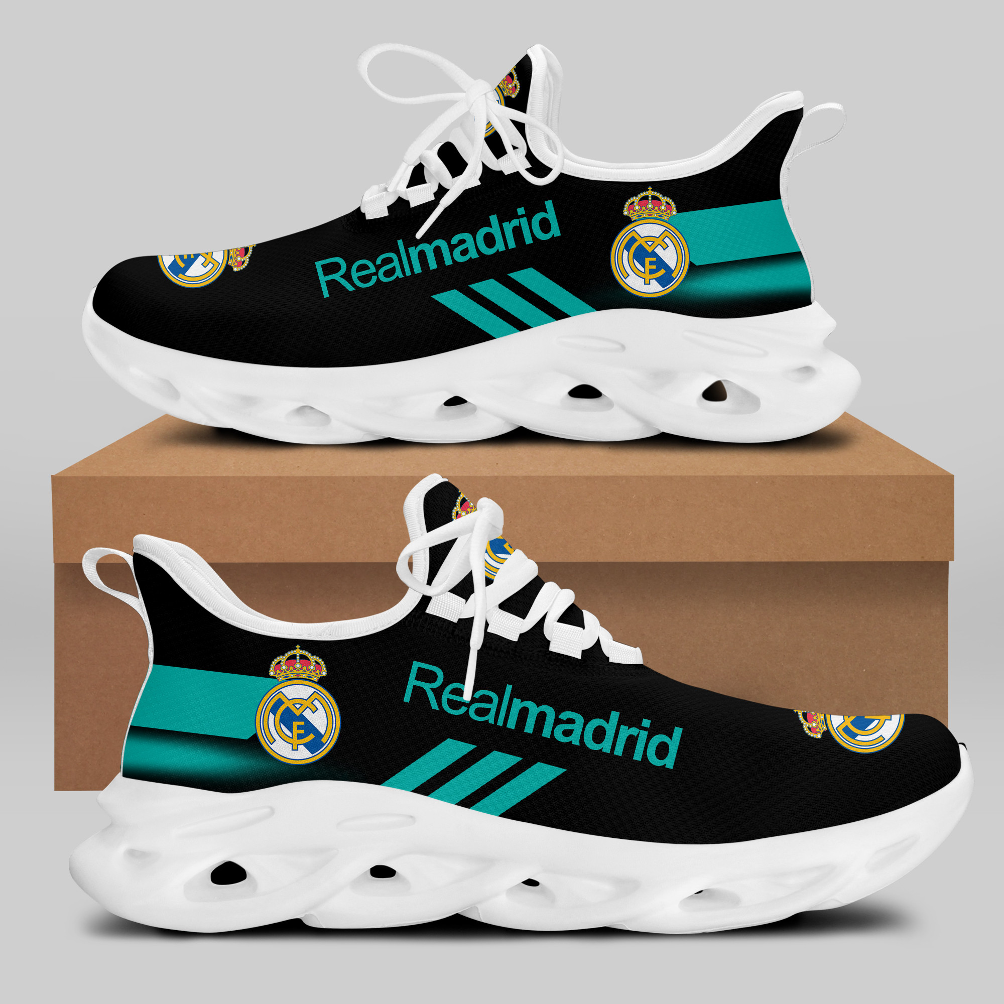 Real Madrid Sneakers Running Shoes Ver 18 - Famjoys Real Madrid Sneakers Running Shoes Ver 18 - Famjoys