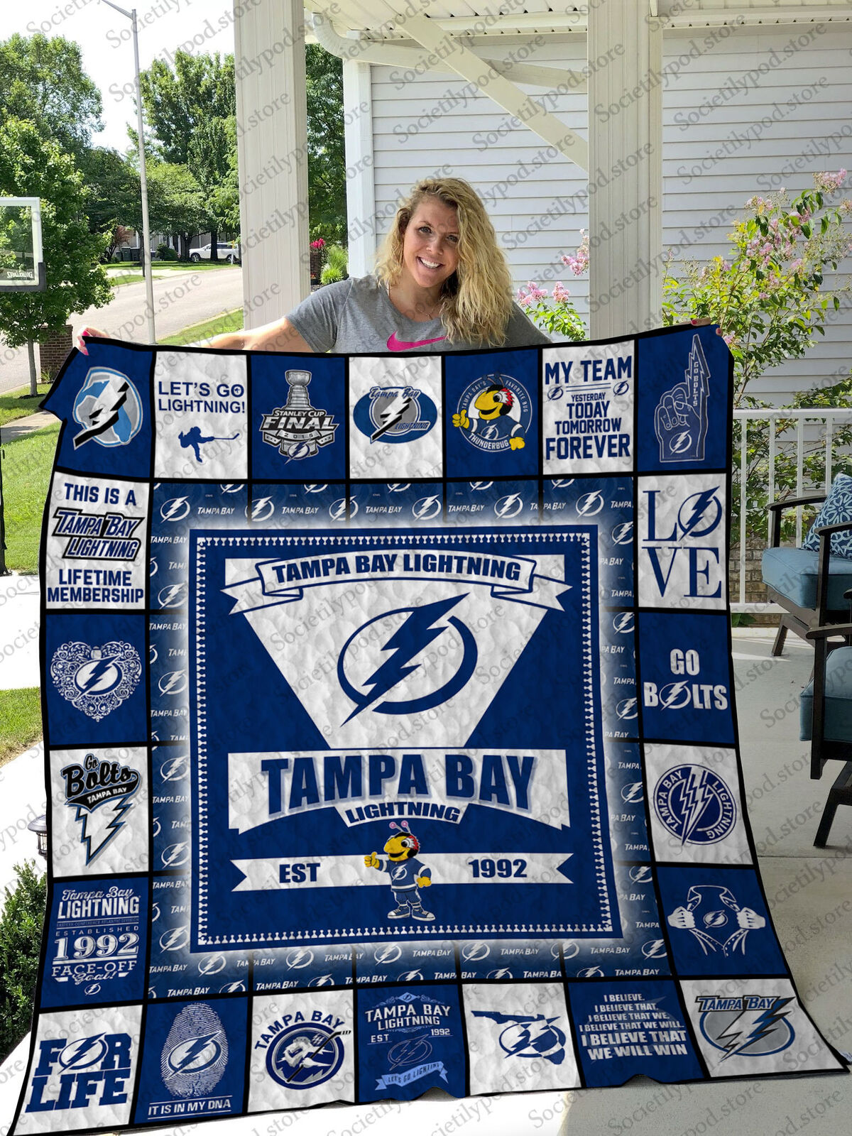 Tampa Bay Lightning Ver23 Quilt Blanket Gifts Idea - Famjoys Tampa Bay Lightning Ver23 Quilt Blanket Gifts Idea - Famjoys