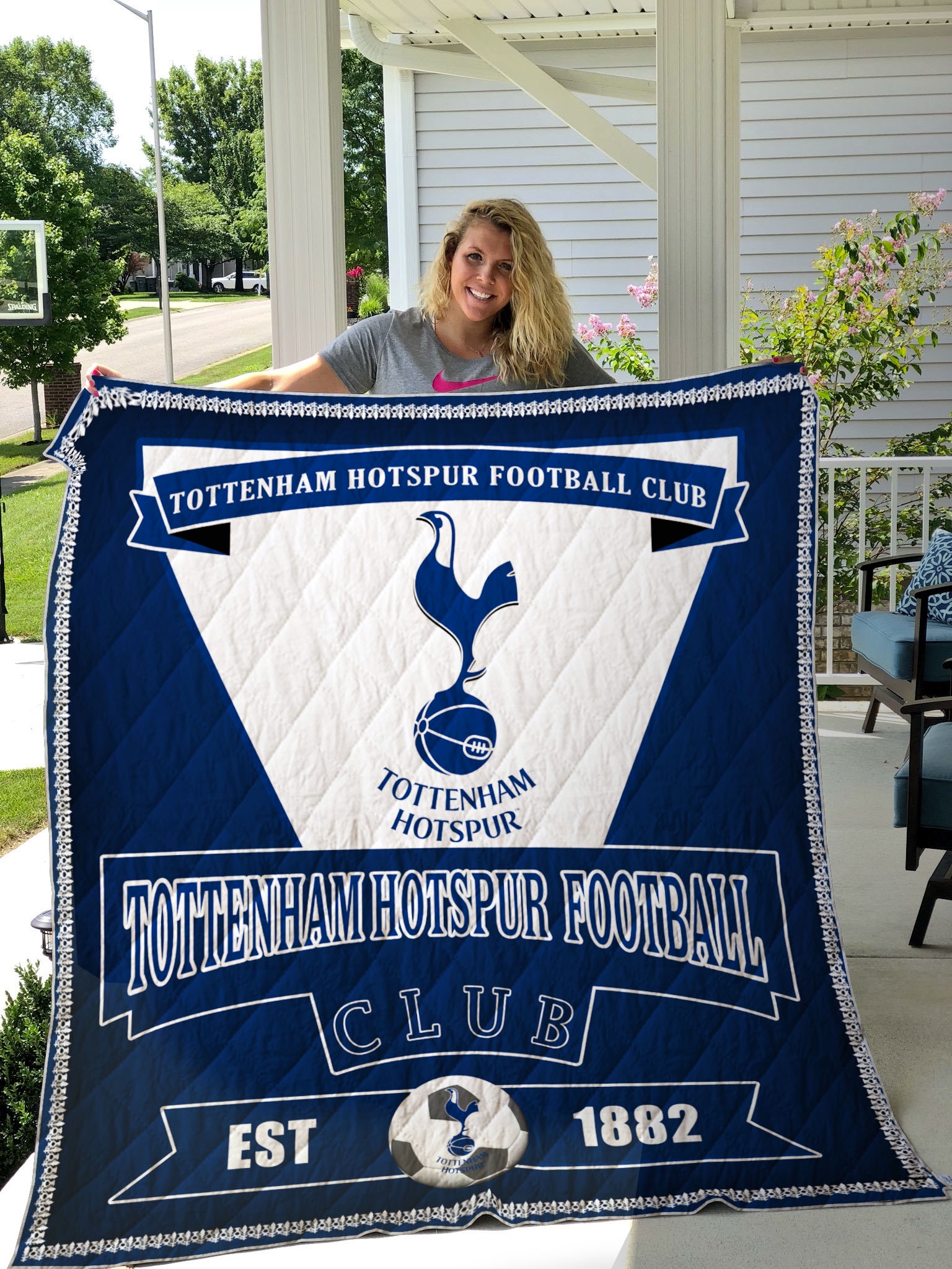 Tottenham Hotspur Football Club Quilt Blanket - Famjoys Tottenham Hotspur Football Club Quilt Blanket - Famjoys