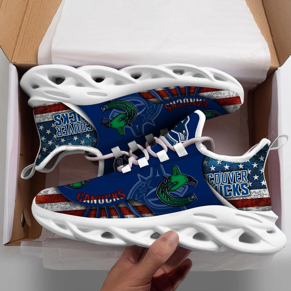 Vancouver Canucks Max Soul Clunky Shoes - Famjoys Vancouver Canucks Max Soul Clunky Shoes - Famjoys