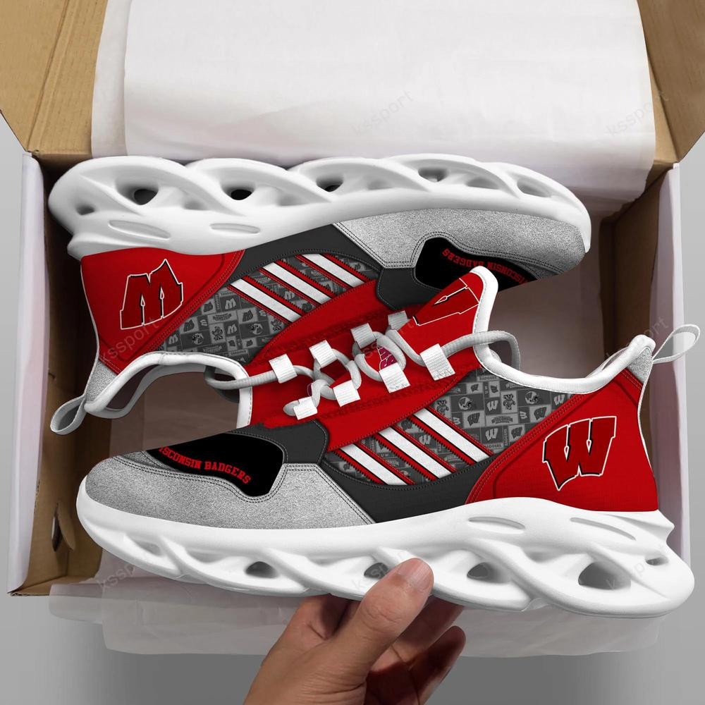 Wisconsin Badgers Max Soul Clunky, Running Sneakers - Famjoys Wisconsin Badgers Max Soul Clunky, Running Sneakers - Famjoys