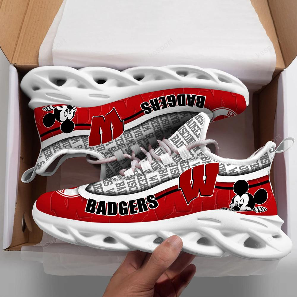 Wisconsin Badgers Max Soul Clunky Sneakers - Famjoys Wisconsin Badgers Max Soul Clunky Sneakers - Famjoys
