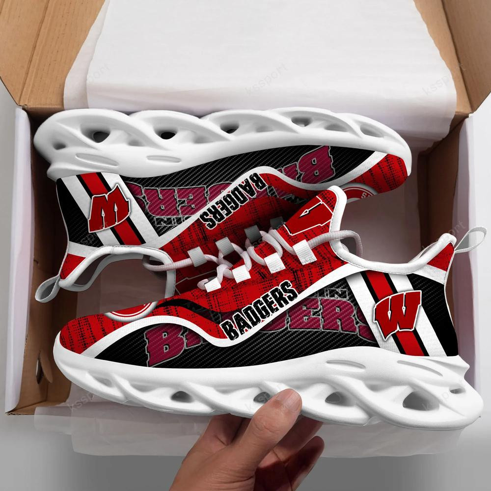Wisconsin Badgers Personalized Max Soul Shoes 2022 - Famjoys Wisconsin Badgers Personalized Max Soul Shoes 2022 - Famjoys